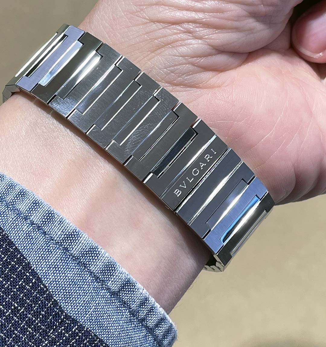 Octo Finissimo Chronograph GMT steel bracelet.